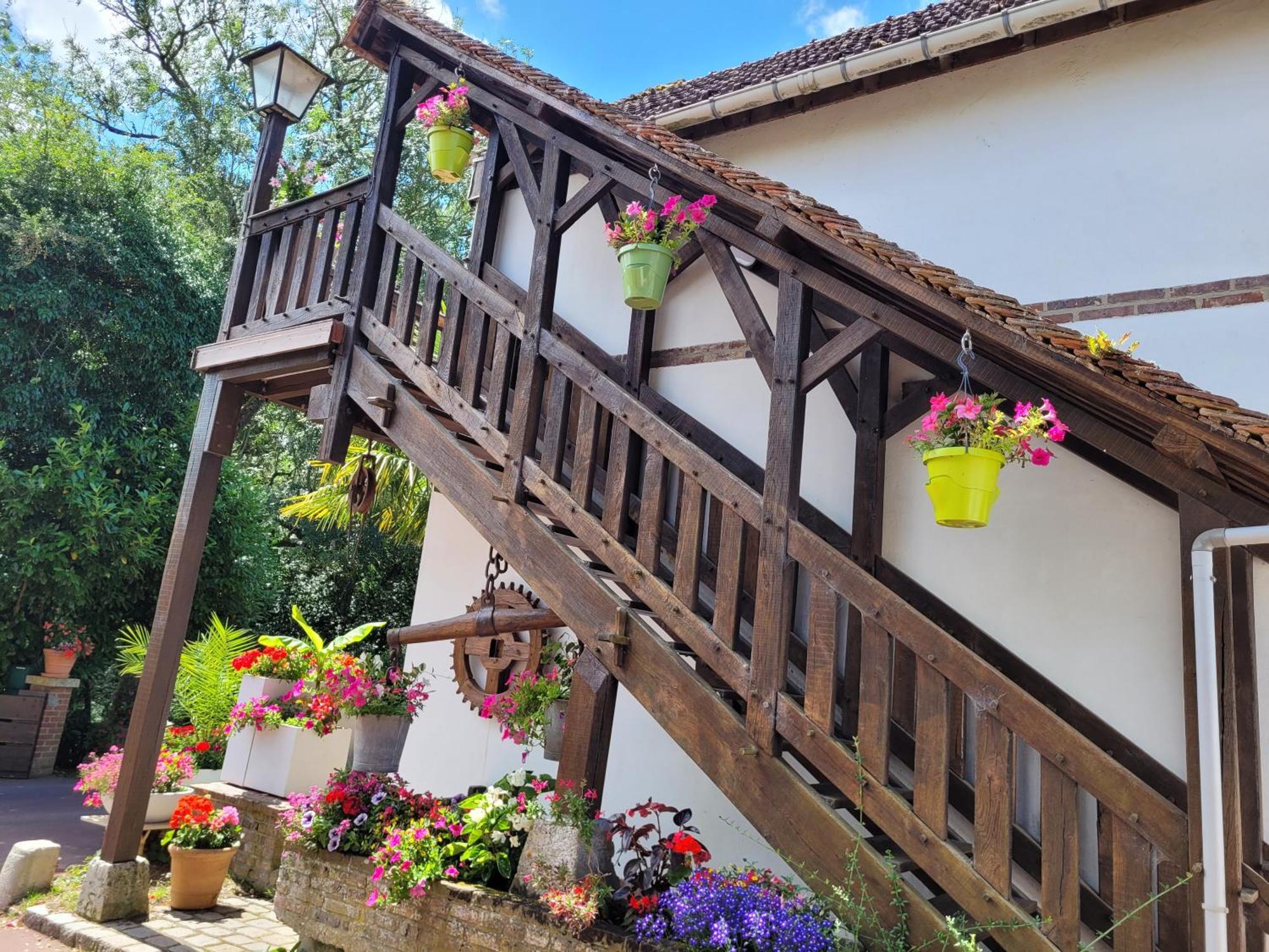 Gîte Le Balcon Flaubert Forges-les-Eaux Extérieur photo